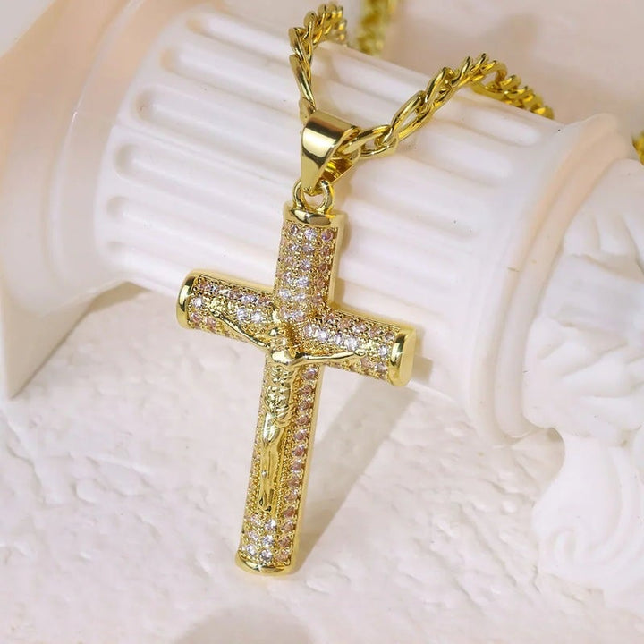 CROSS PENDANT NECKLACE