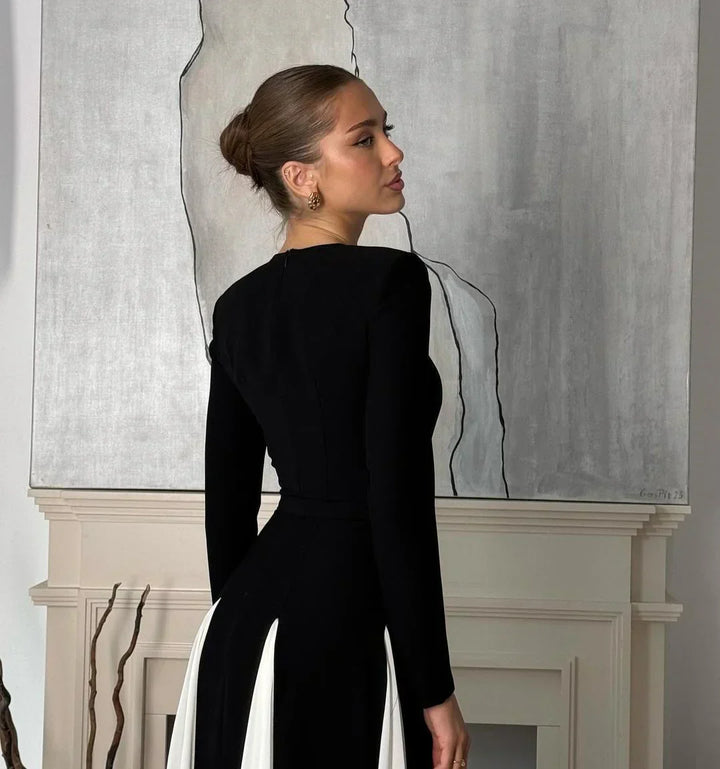 MATILDE | DRESS WITH REDEFINED STYLE