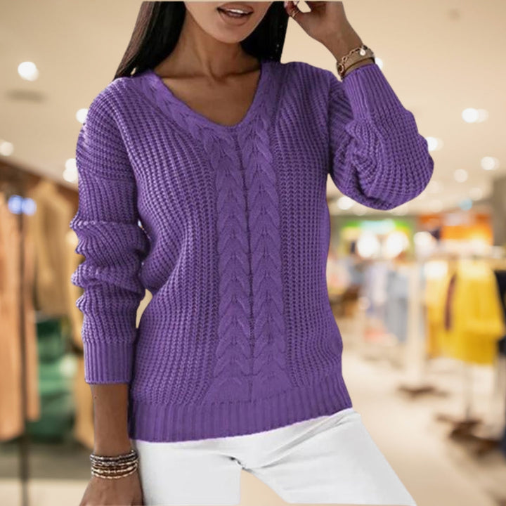 ISLA | CABLE KNIT V-NECK SWEATER