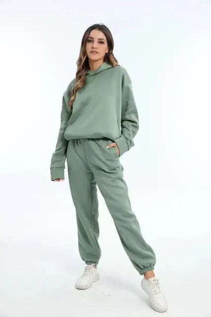 ELVINA | HOODIE AND JOGGERS SET FOR WOMEN