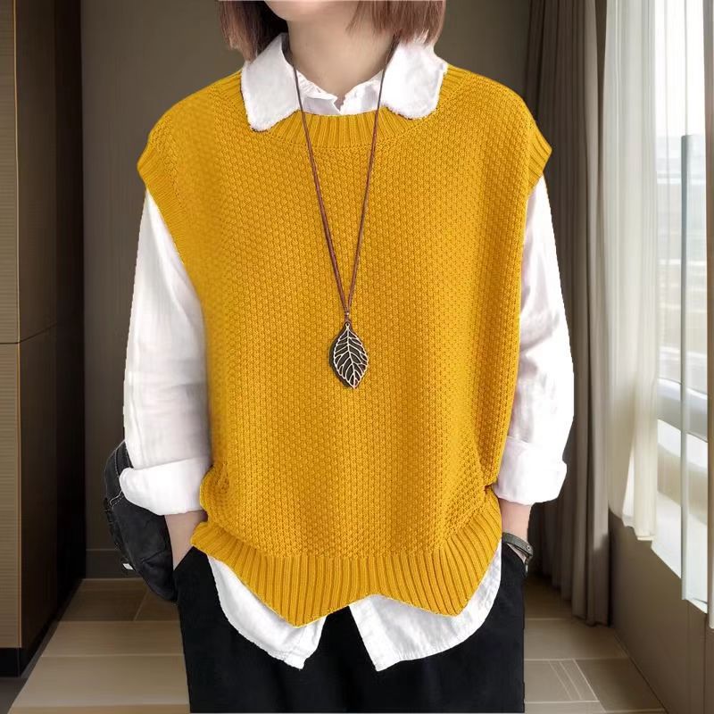 NORA | RETRO KNITTED VEST