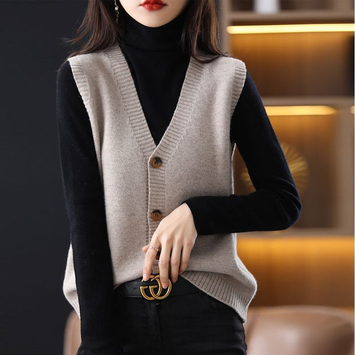 CARA | ELEGANT V-NECK KNITTED VEST