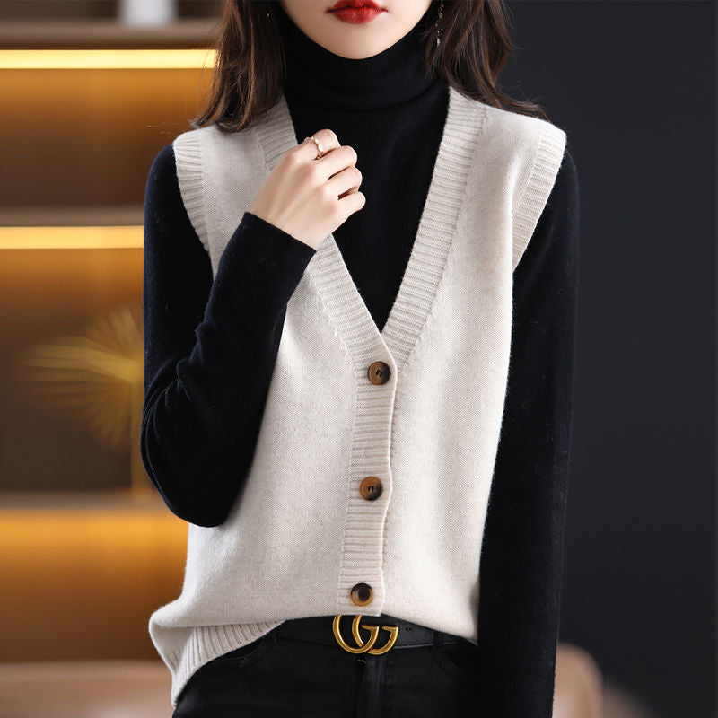 CARA | ELEGANT V-NECK KNITTED VEST