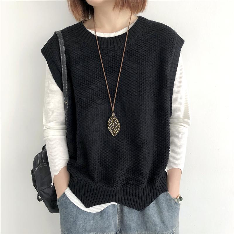NORA | RETRO KNITTED VEST