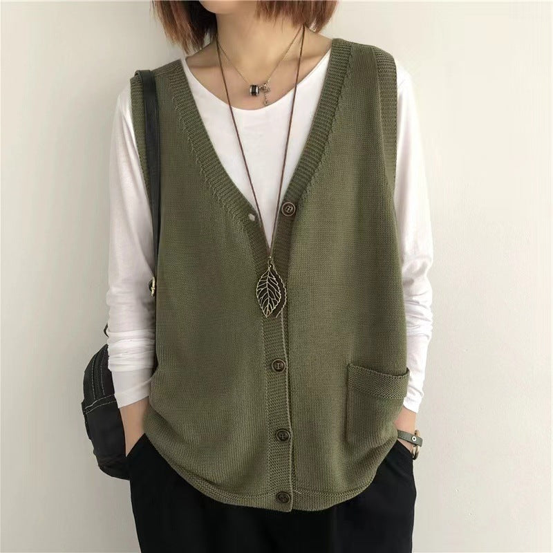LUCIE | RETRO V-NECK KNITTED VEST