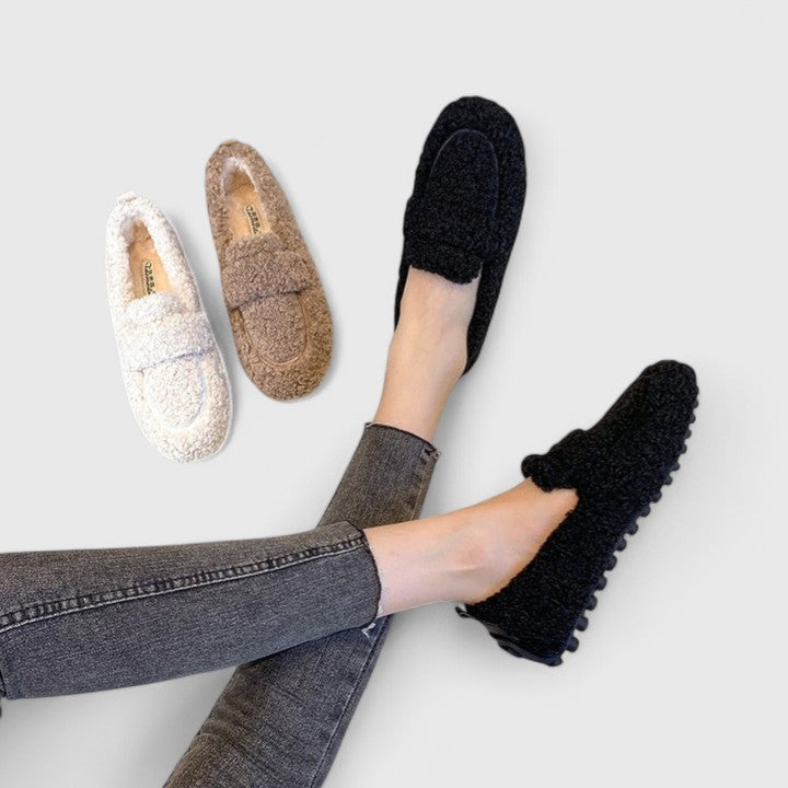 MAELLA | WARM SLIPPERS WITH ELEGANT DESIGN
