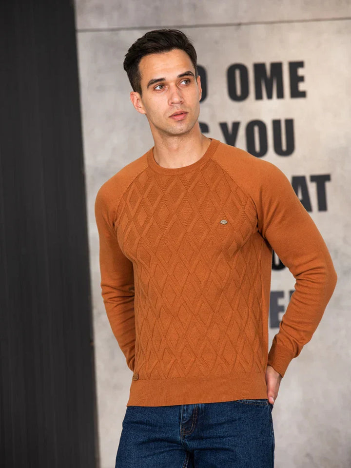 CALEB | TIMELESS STYLE ESSENTIAL SWEATER