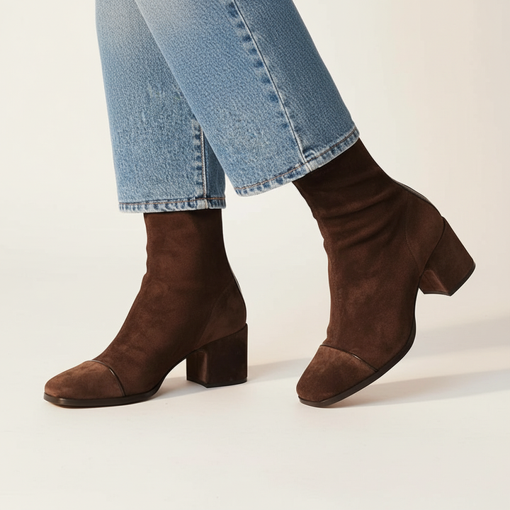 SÍLE | ELEGANT SQUARE-TOE ANKLE BOOTS