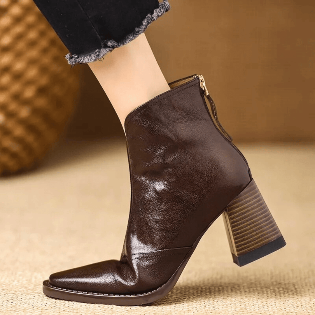 EMER | STACKED HEEL LEATHER ANKLE BOOT